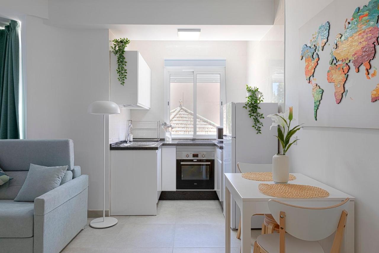 מאלגה Homeabout Juan De Austria Apartments מראה חיצוני תמונה