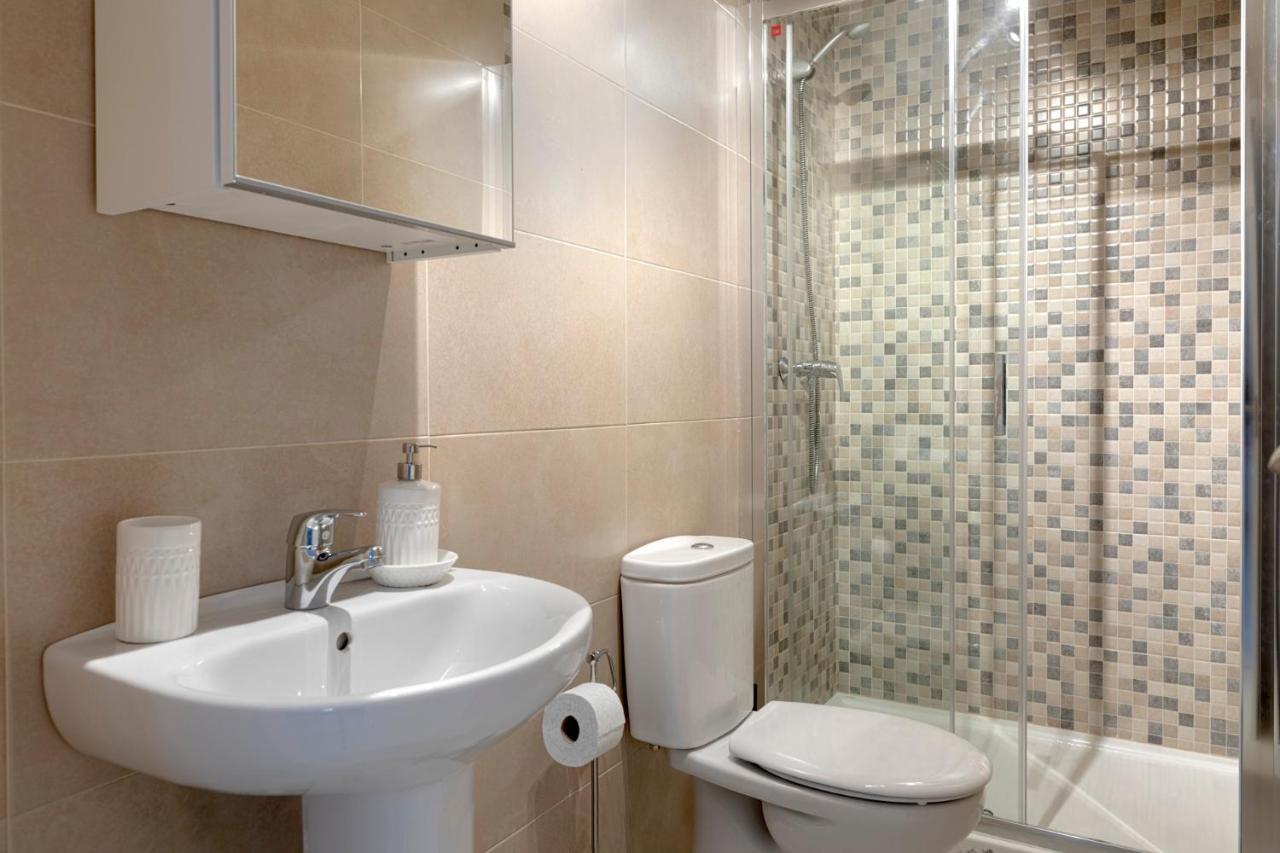 מאלגה Homeabout Juan De Austria Apartments מראה חיצוני תמונה